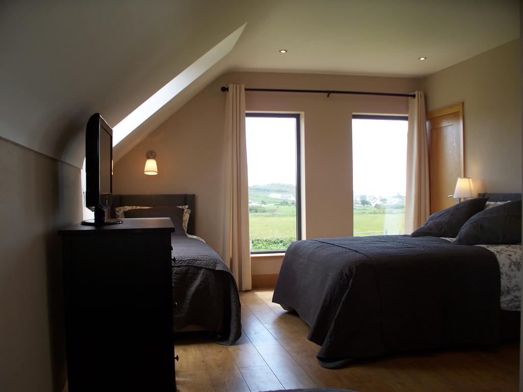 Blackberry Lodge Accommodation Doolin Szoba fotó